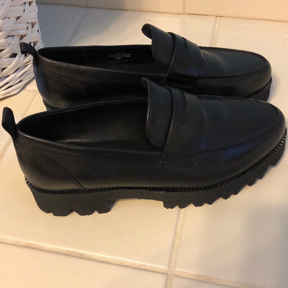 Ash Shoes